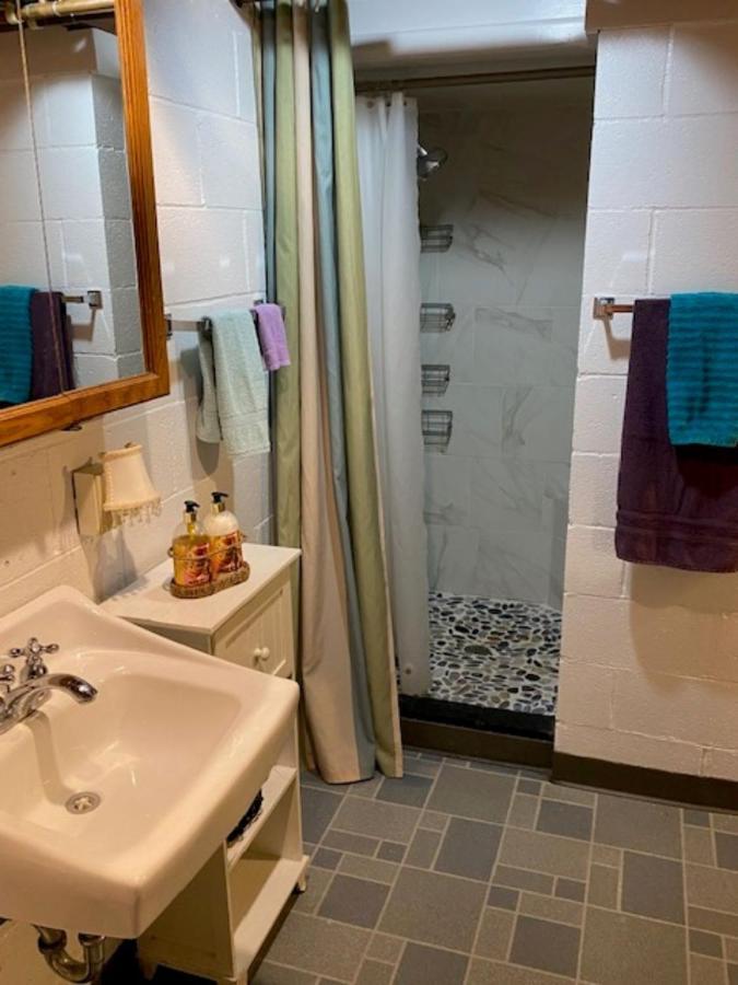Spacious Lower Level Living All For You! Corvallis Luaran gambar