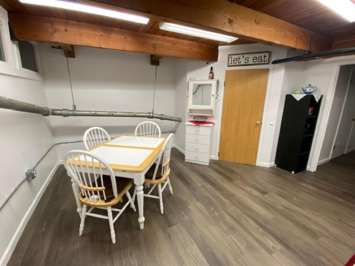 Spacious Lower Level Living All For You! Corvallis Luaran gambar